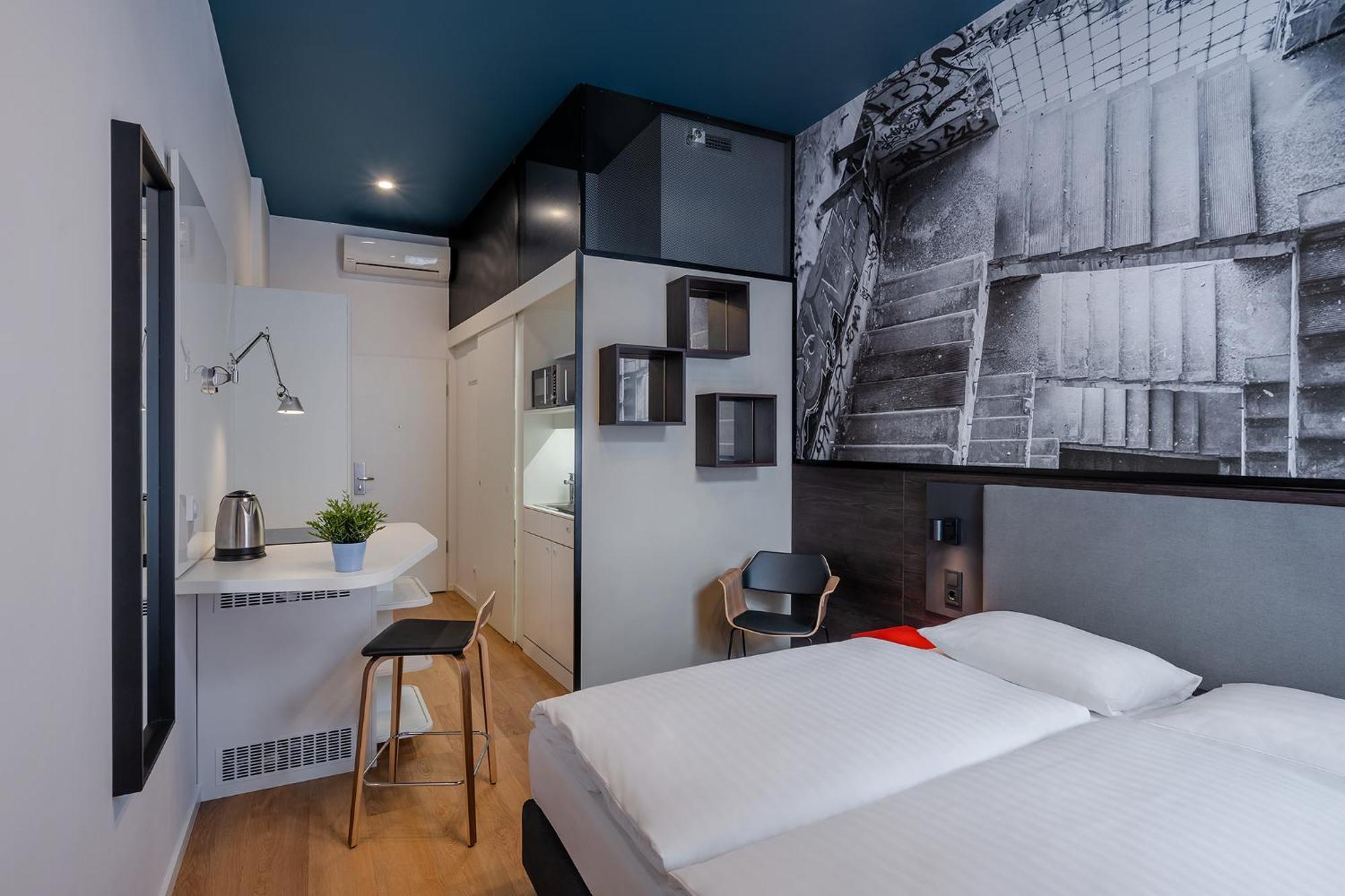 Hotel Dean's 3*